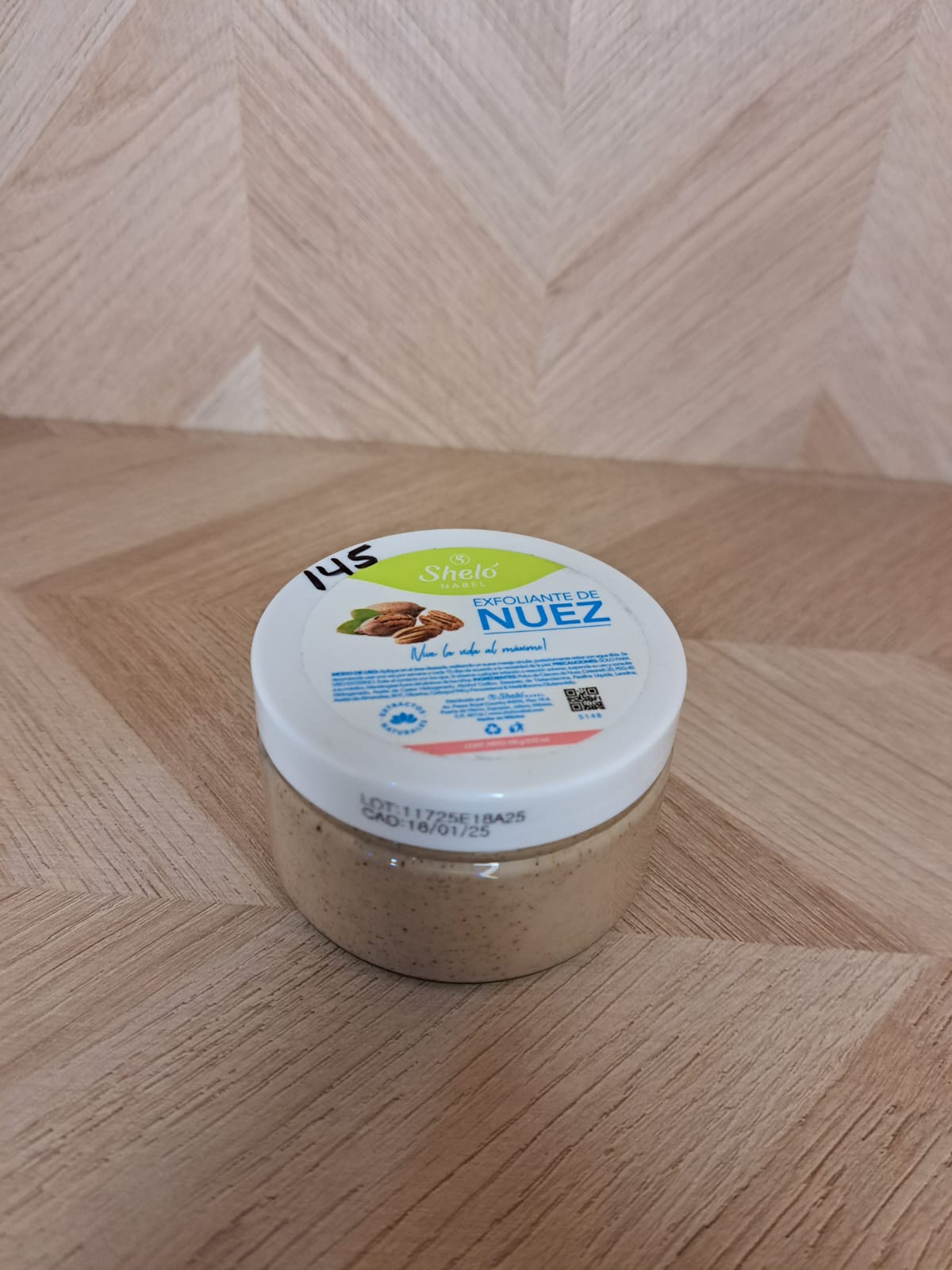 Natura Shelo Nabel y Matizador Lumari Exfoliante