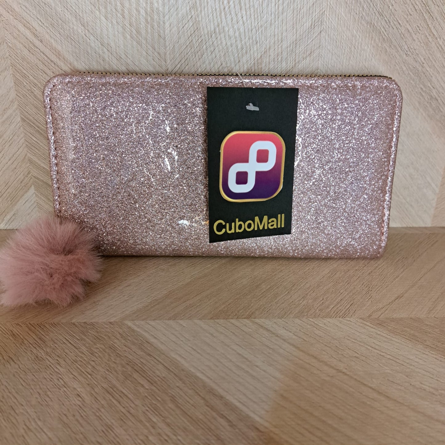 Cartera de Mano Color Metalico
