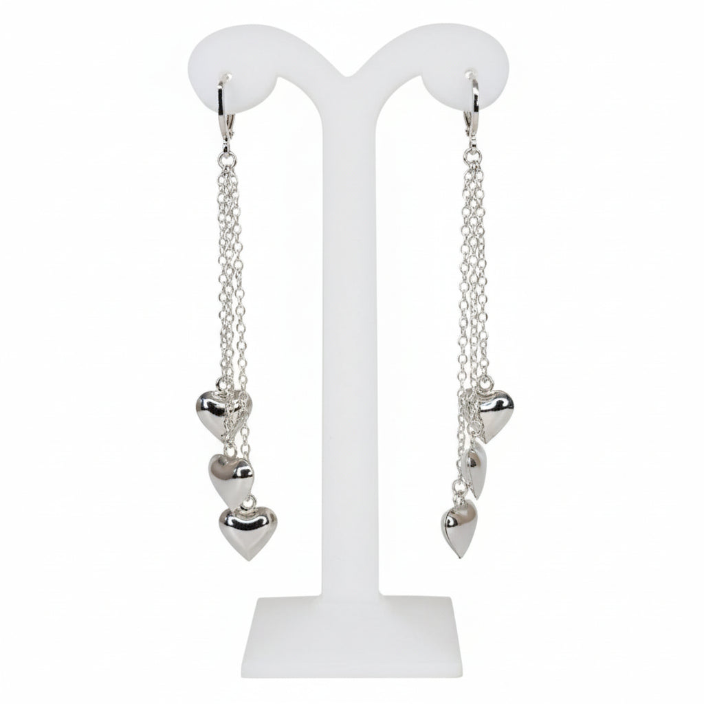 Mujer Moza Aretes Largos Corazon Plateado
