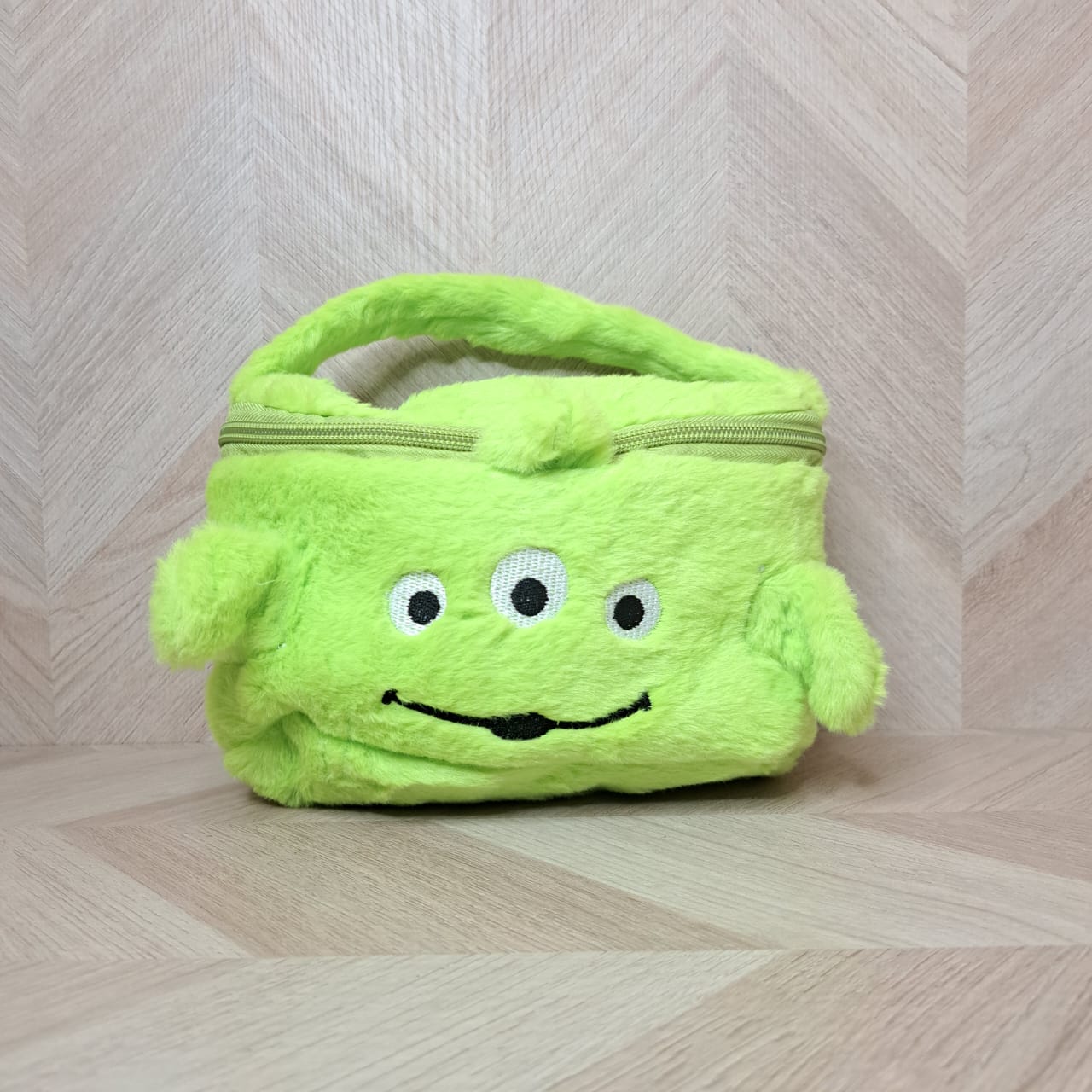 CM Mariconeras Niña Peluche Dibujos