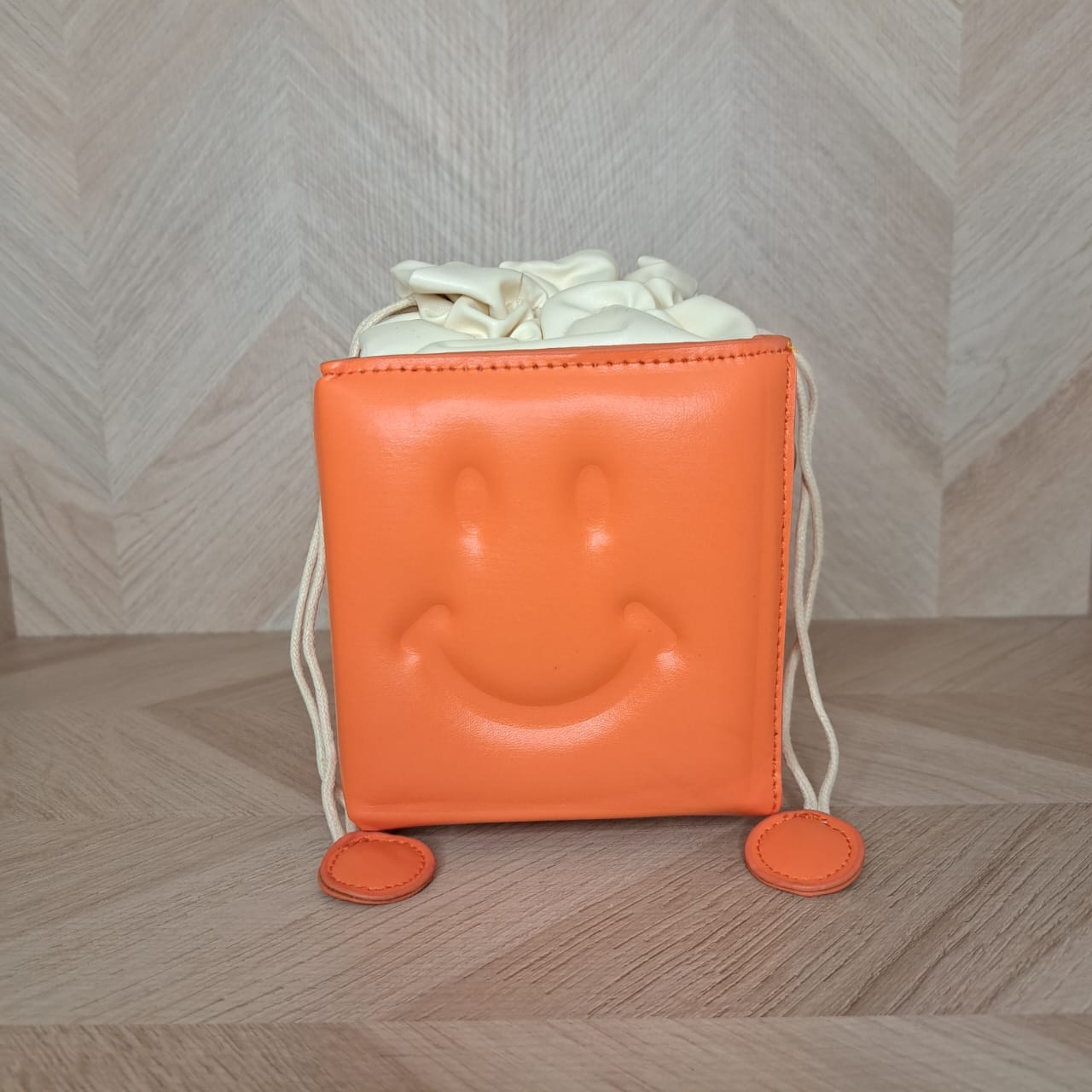 CM Bolsa Cuadrada Sonrisa Chica
