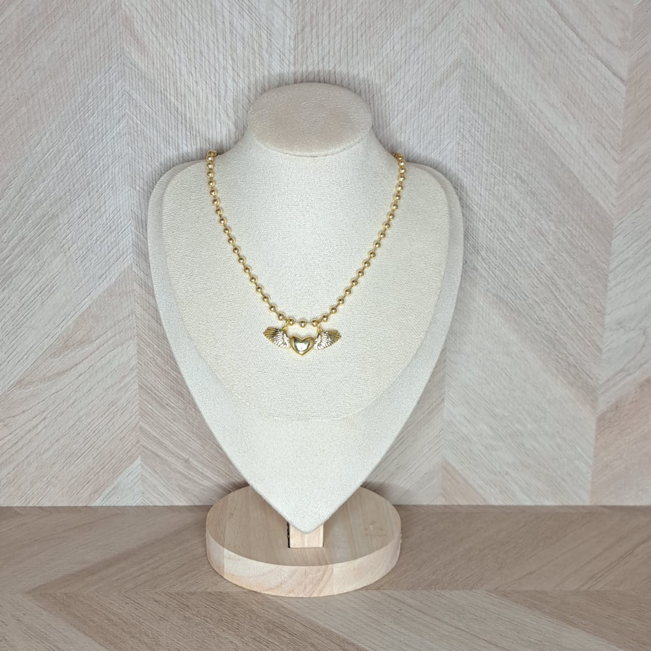 LaCasaDeLaPulsera Collar Corazon Dorado