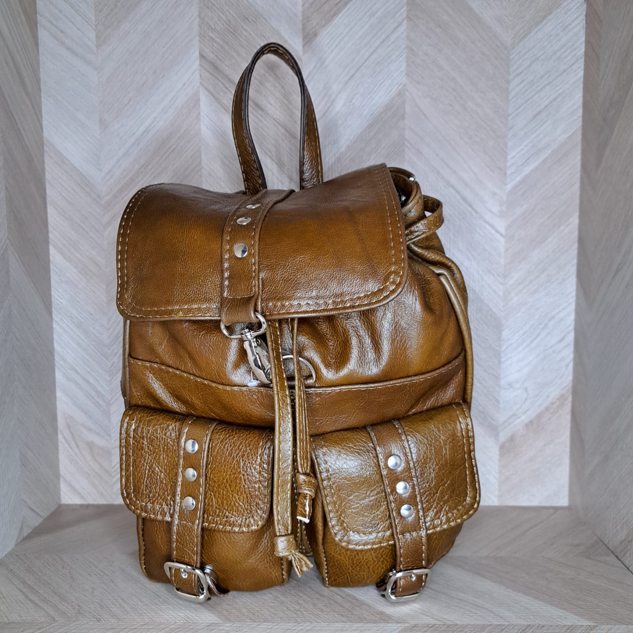 CBM Bolsa Chica Piel 2 Bolsas Delanteras