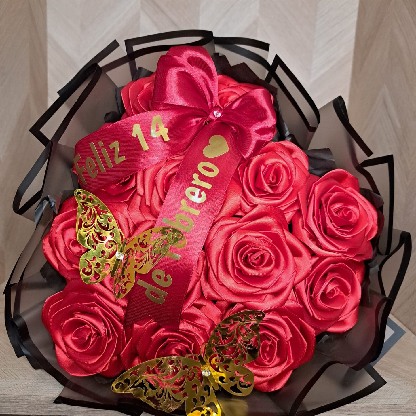 Rosas Eternas Romi Arreglos Floral Corazon 13Flores