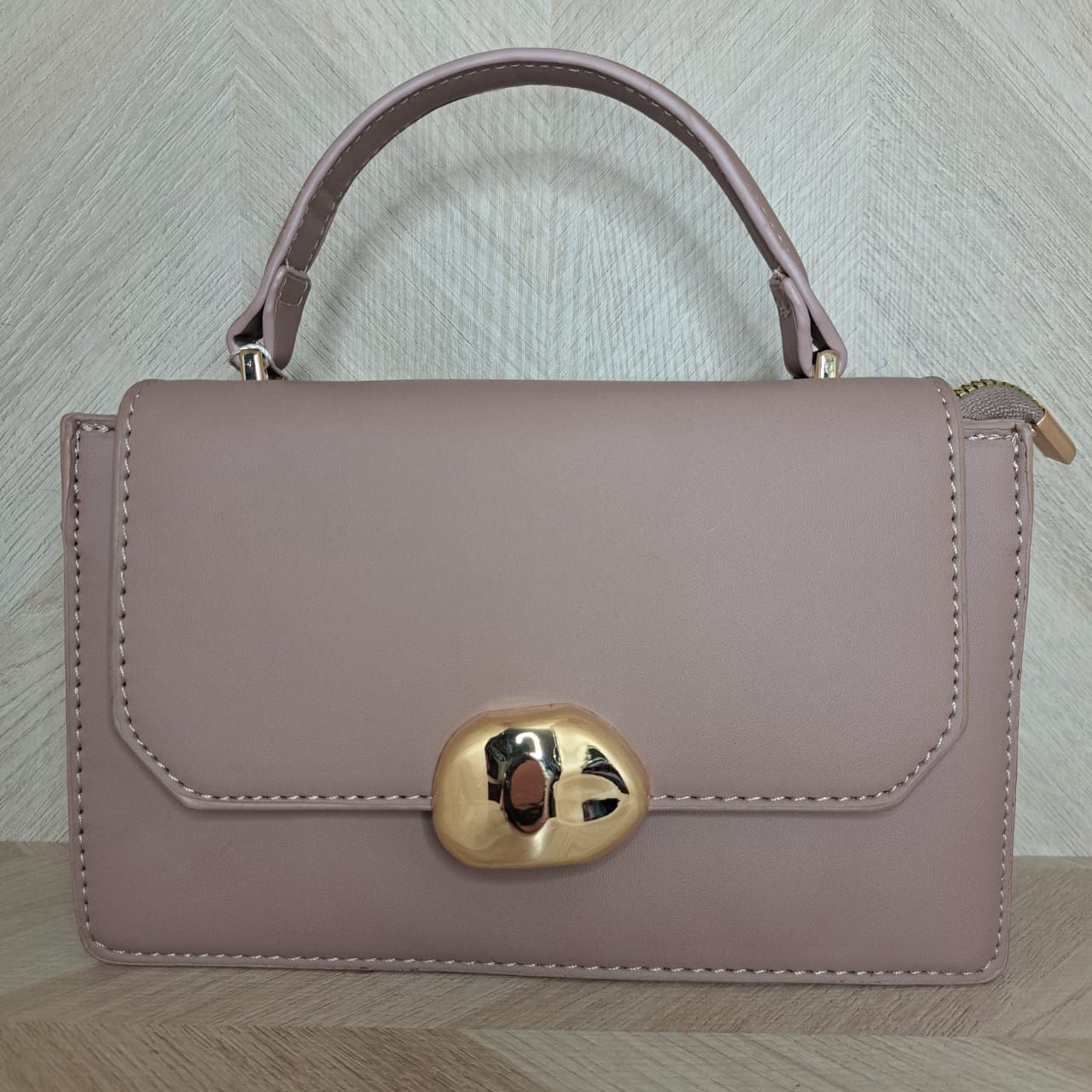 CBM Bolsa Mano Broches Chica