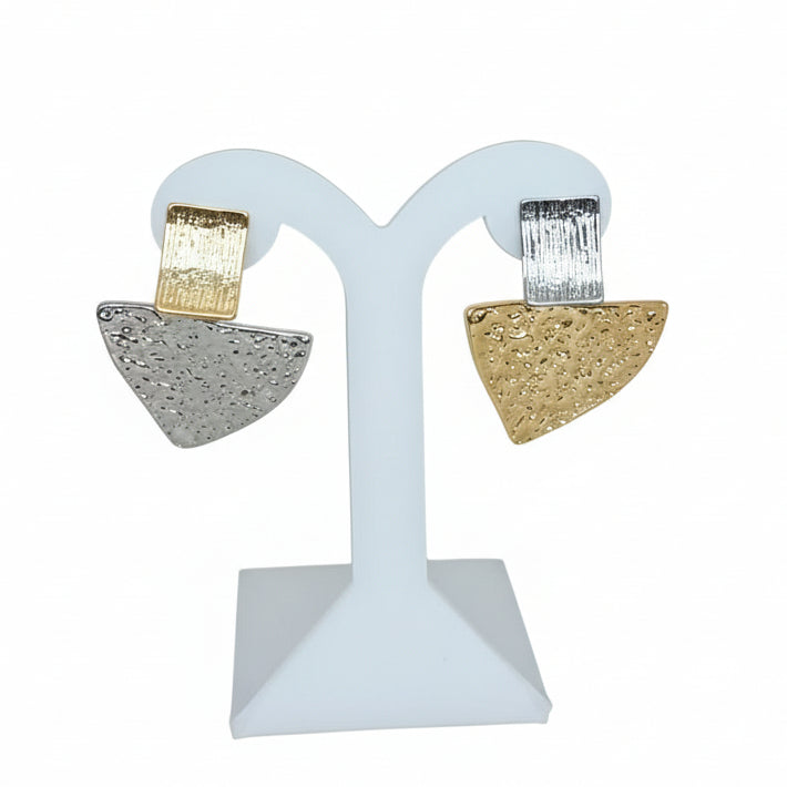 LaCasaDeLaPulsera Aretes Triangulo Plata Dorado