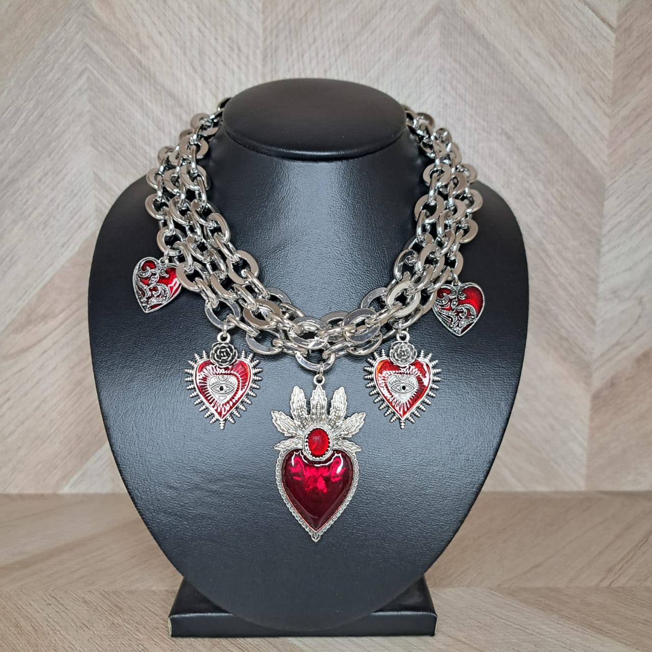 LaCasaDeLaPulsera Collar Sagrado Corazon Plata