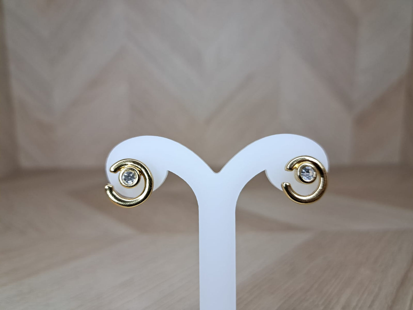 Joyeria Nice Aretes Dorados Con Piedras 3
