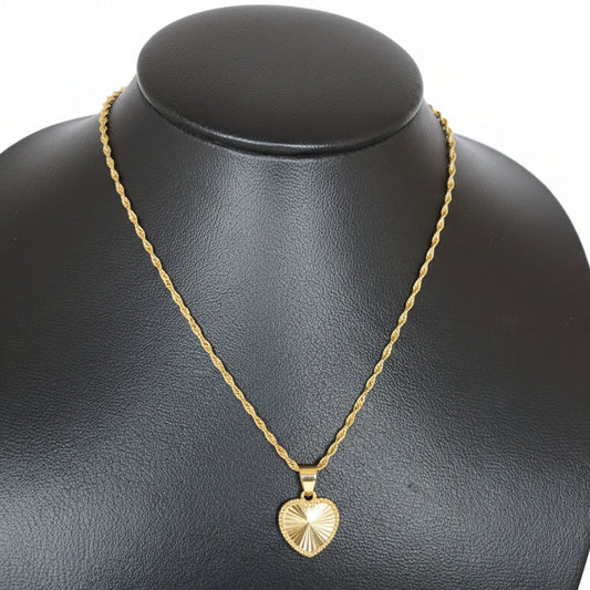 Flawers Peace Cadena Dije Corazon Oro Laminado