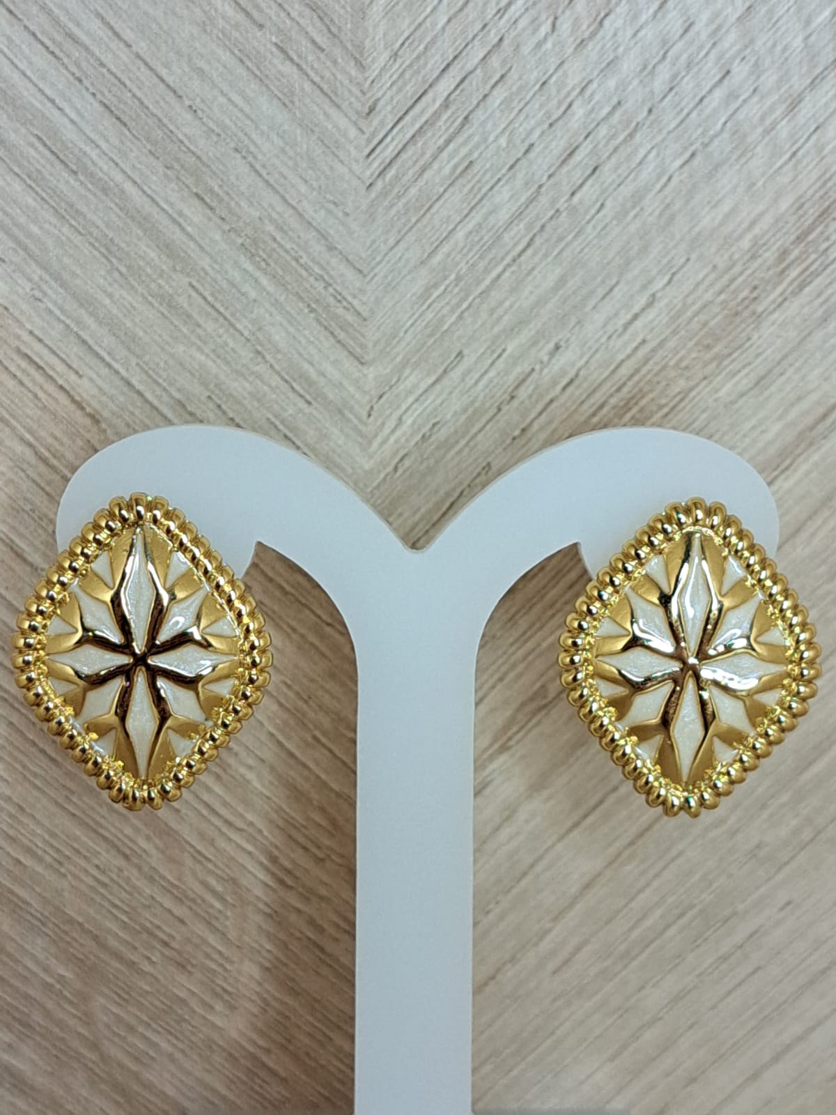 Joyeria Nice Aretes Dorado Blanco Rombo