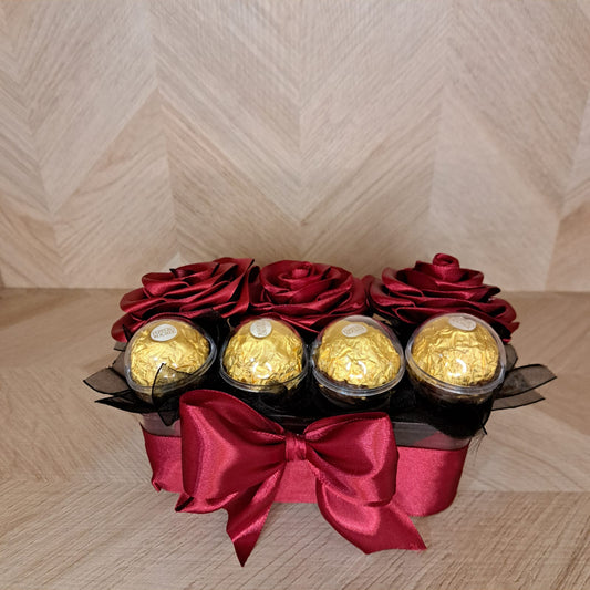 Rosas Eternas Romi Caja Ferrero Rosas Guinda