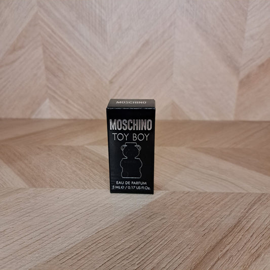 Perfume Caja Pandora Moschino Toy Boy 5ml