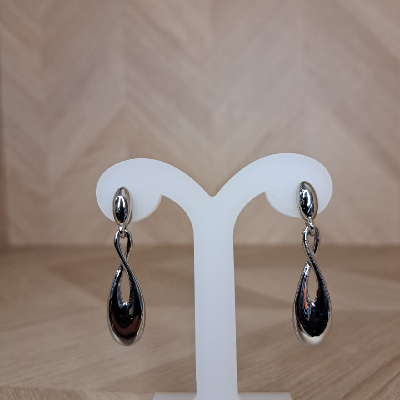 Joyeria Nice Aretes Plateados Infinito