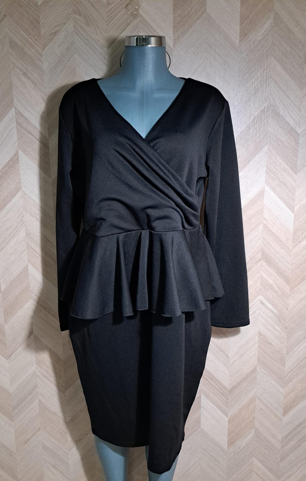 Productos Esther Rangel Vestido Negro ML Peplum