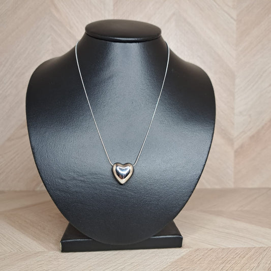 Mujer Moza Cadena Corazon