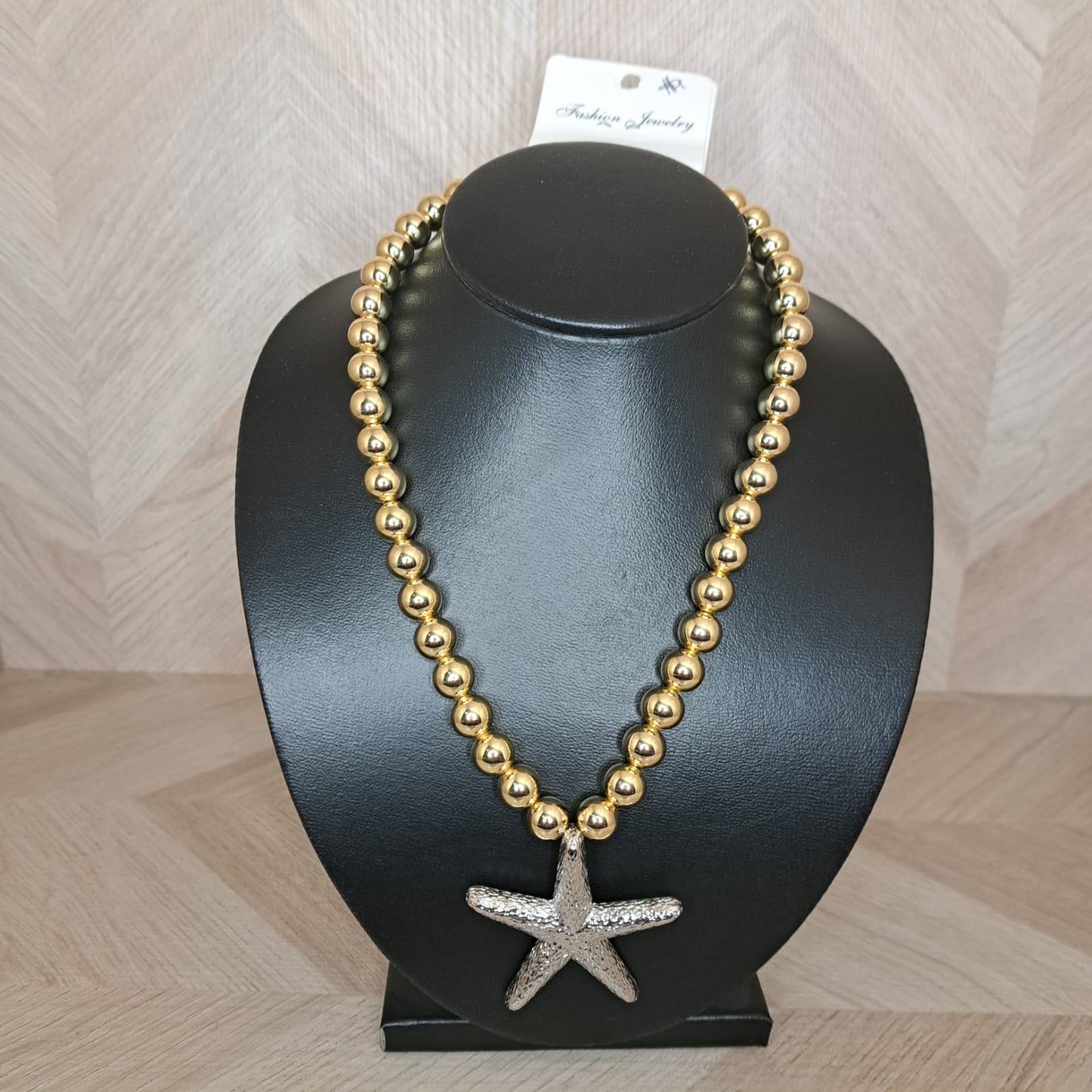 LaCasaDeLaPulsera Collar Perlas Doradas Estrella Plata