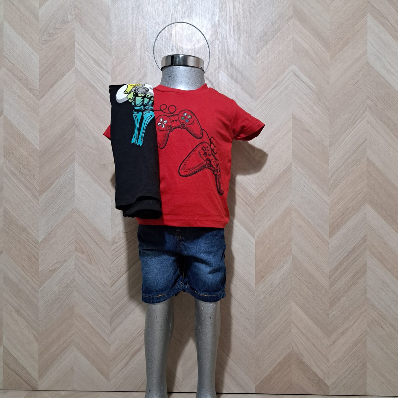 Panditastyle Traje 2 Camisetas Rojo Negro Short Mezclilla 3Pzas