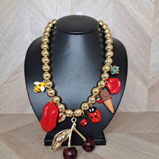 LaCasaDeLaPulsera Collar Dorado Labios