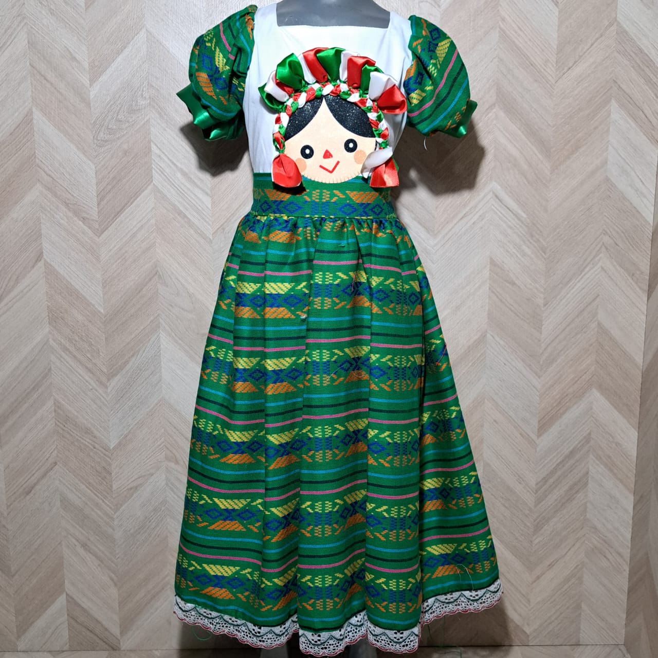 Niña Vestuarios Infantiles Vestido LL Patrios Verde