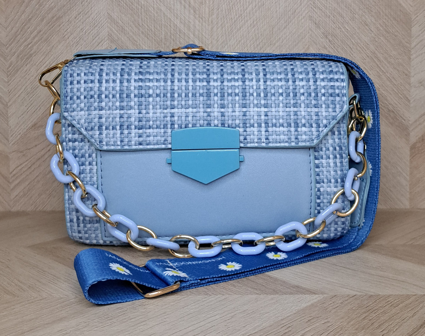 Crossbody con Cadena